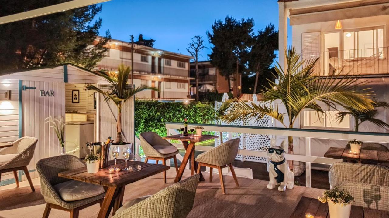 Antonio'S House Ξενοδοχείο Σίτζες Εξωτερικό φωτογραφία